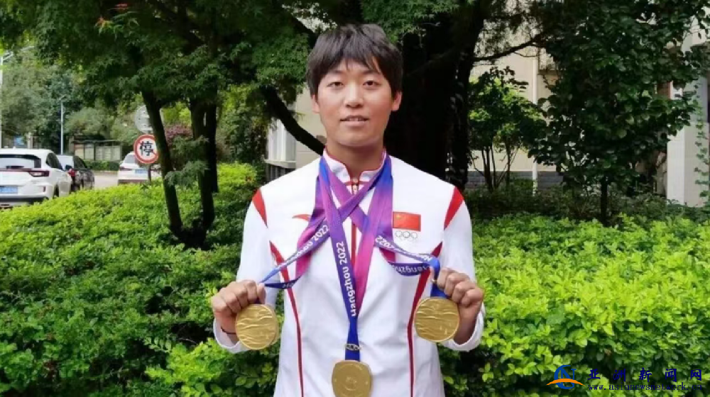 “点赞王莉”与“批评范继文”须同步进行